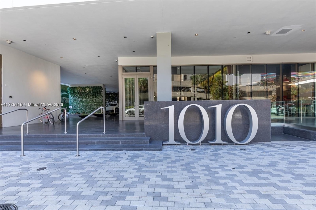 1010 Brickell Ave - Photo 12