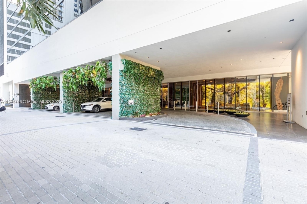 1010 Brickell Ave - Photo 13