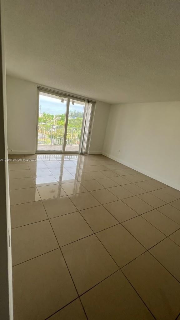 6950 Miami Gardens Dr - Photo 10