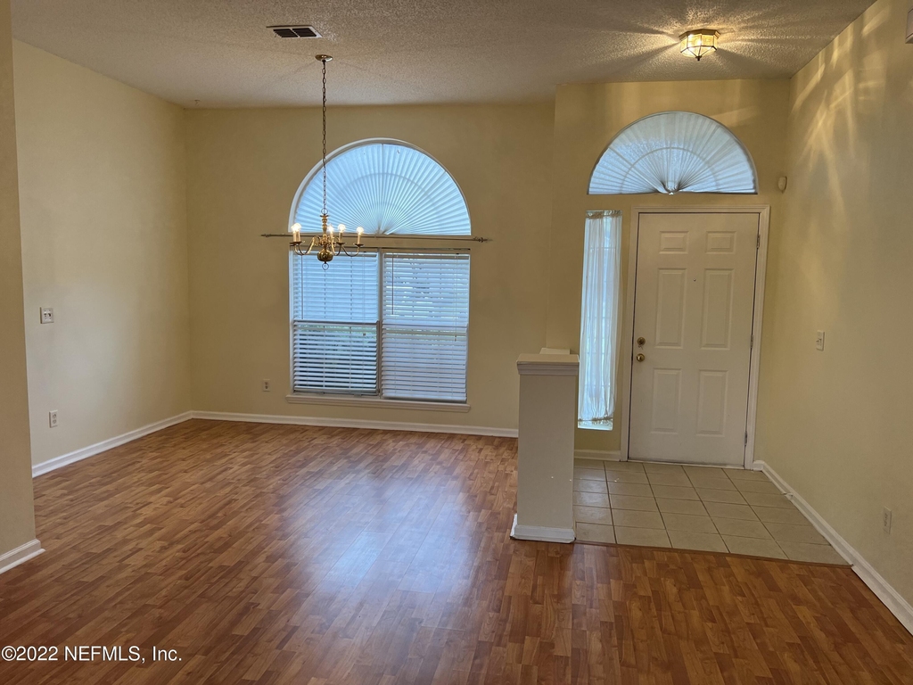 12162 Millford Ln - Photo 2