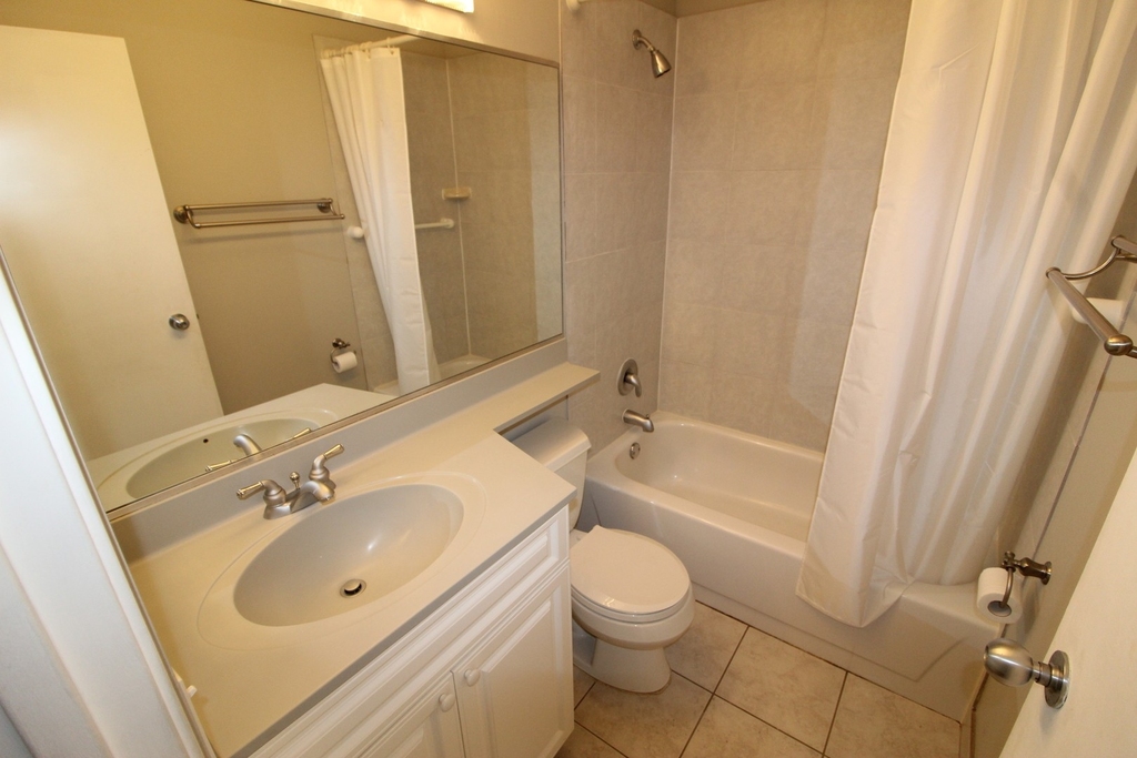 3660 N Lake Shore Drive - Photo 13