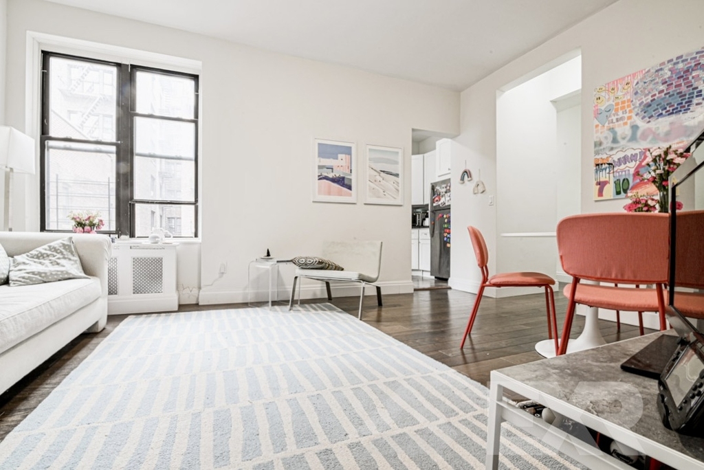 526 West 111th Street - Photo 1