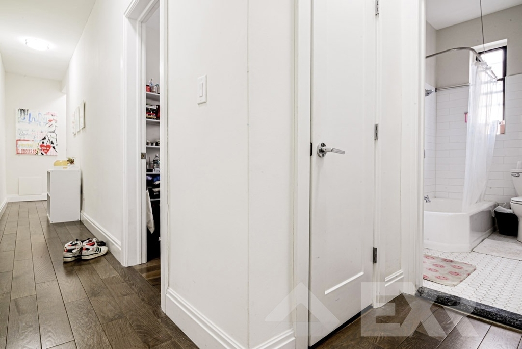 526 West 111th Street - Photo 8