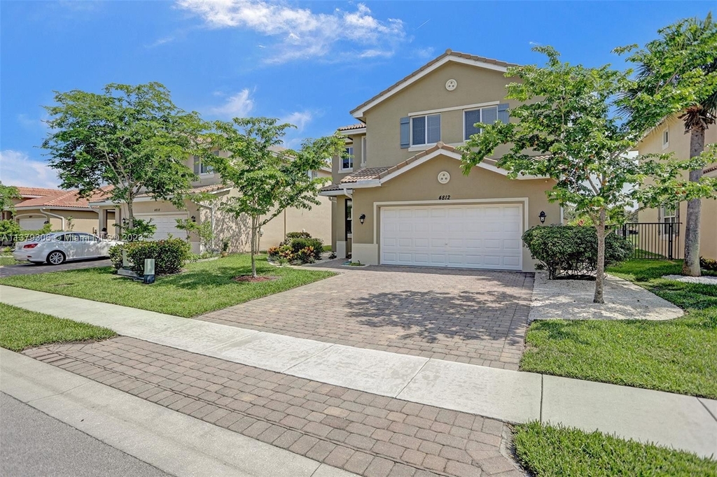 4812 Foxtail Palm Ct - Photo 9