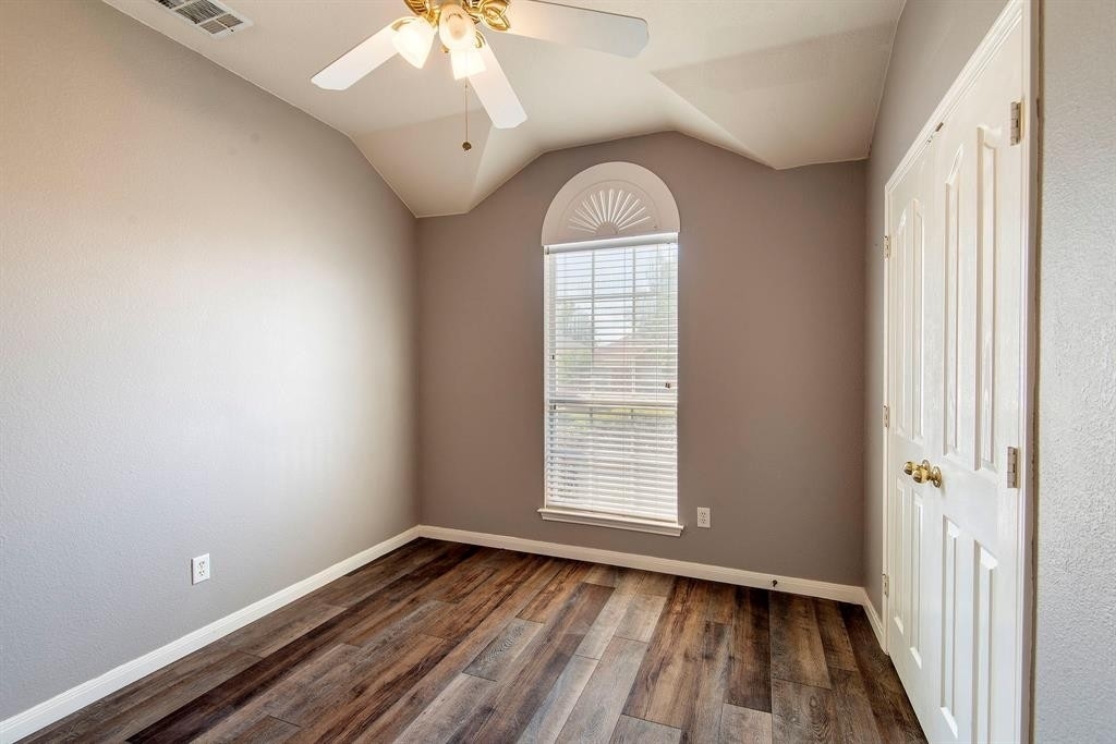 3904 Creek Hollow Way - Photo 14