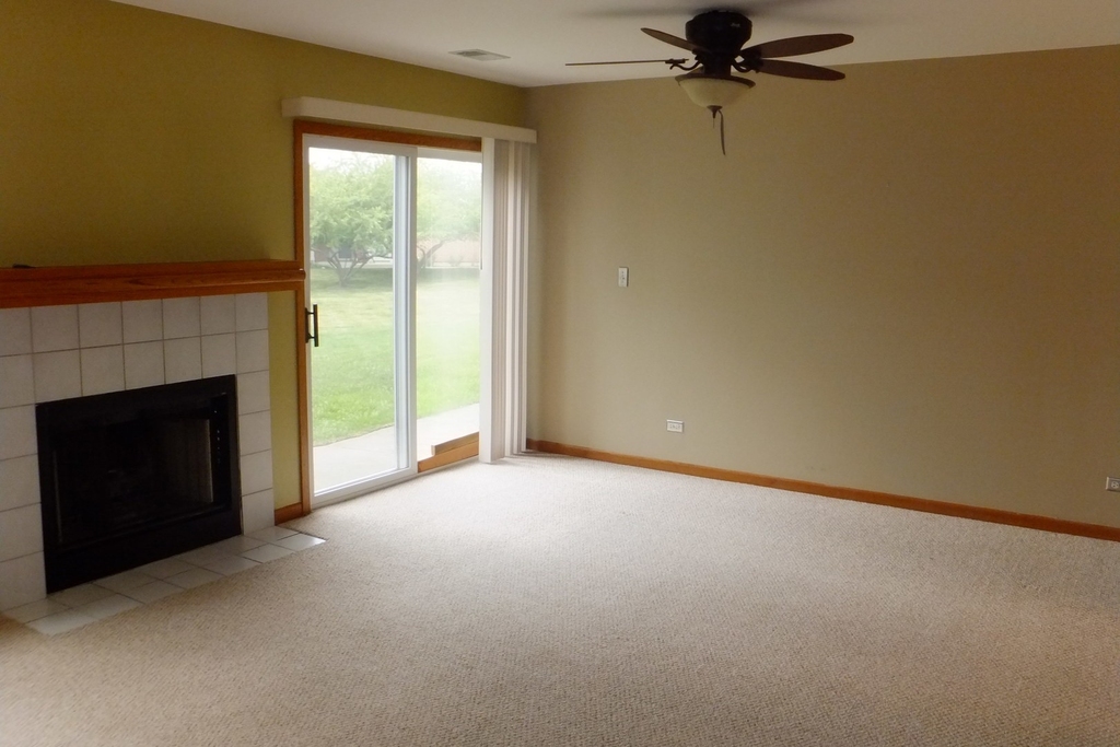 1478 Winfield Way - Photo 4