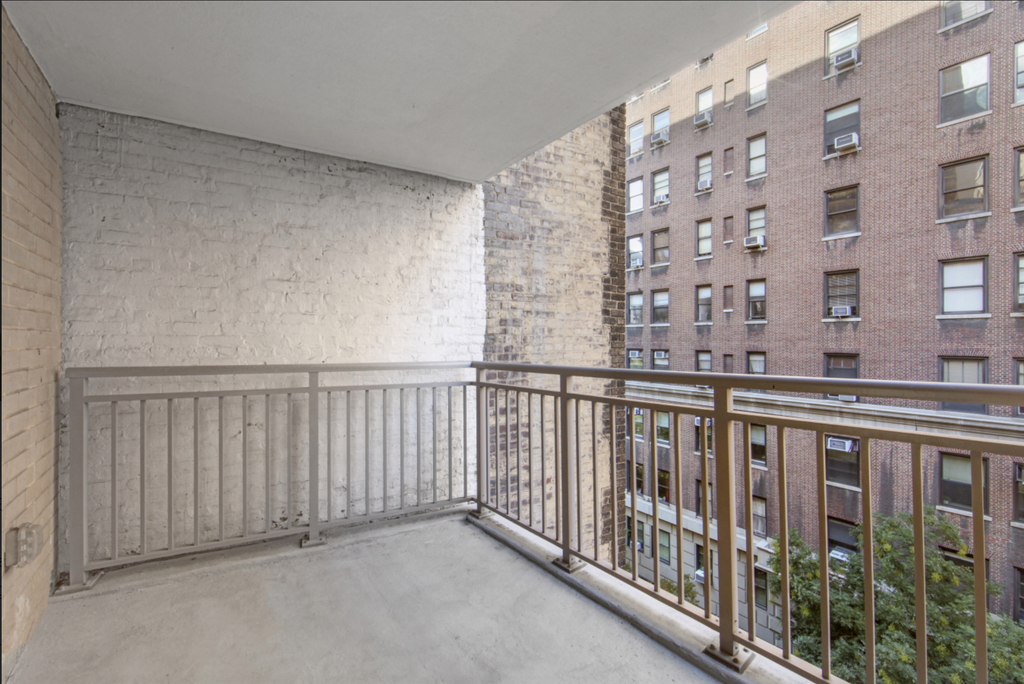  West 87th Street - Photo 15