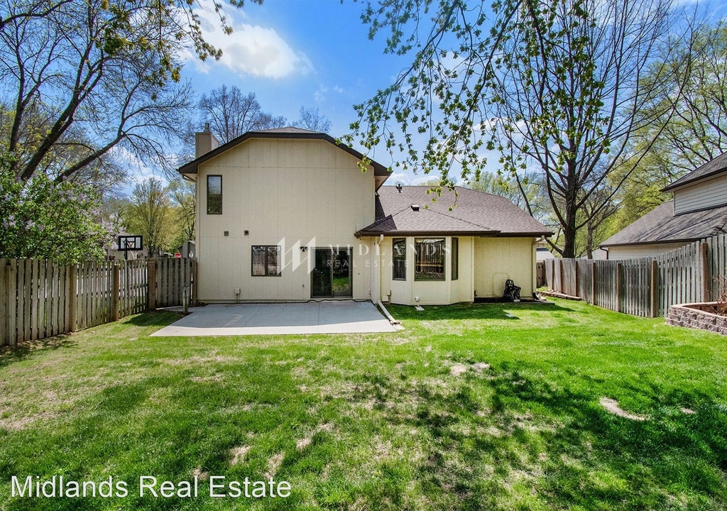 11811 Amos Gates Drive - Photo 14