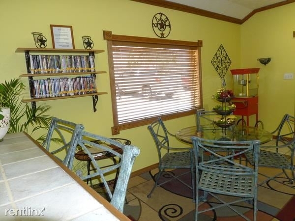 1515 Wilson Rd - Photo 3