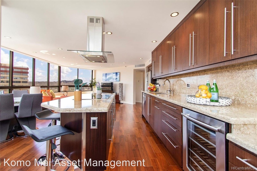 2499 Kapiolani Blvd., #3701 - Photo 1