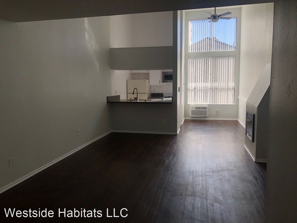 641 Gayley Ave - Photo 2