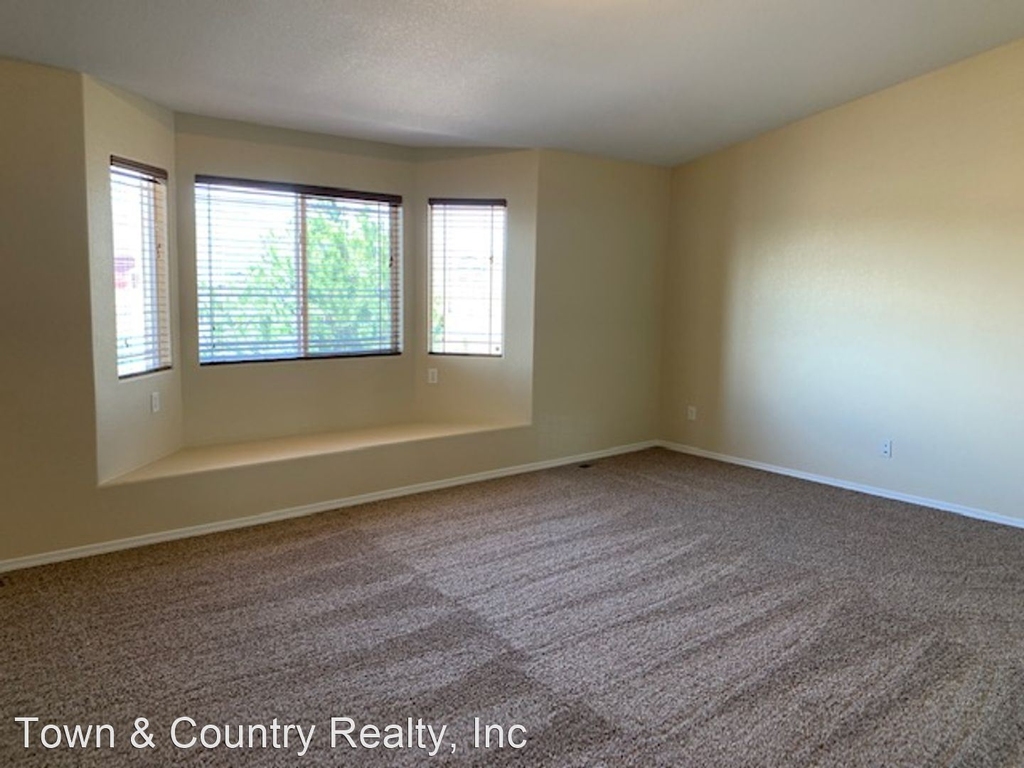 1046 Fountain Mesa Road - Photo 12