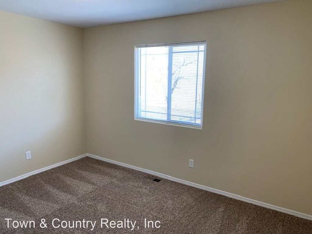 1046 Fountain Mesa Road - Photo 19