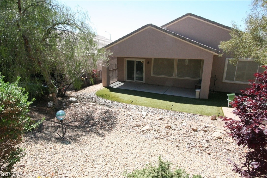 2527 Stardust Valley Drive - Photo 33