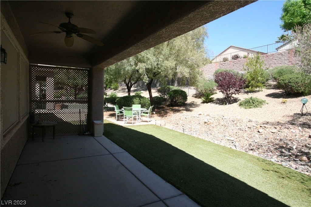 2527 Stardust Valley Drive - Photo 28