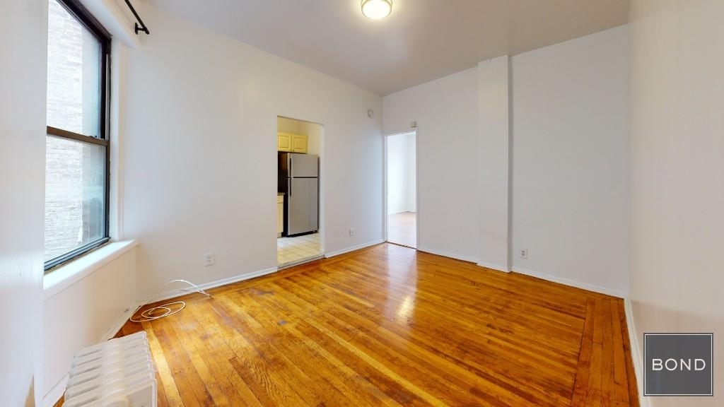 78 West 11th Street - Photo 1