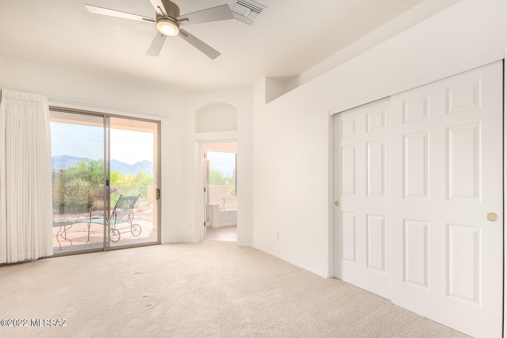 10898 N Sand Canyon Place - Photo 8