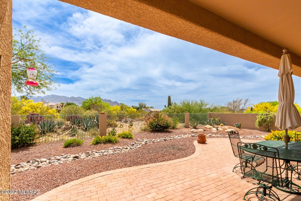 10898 N Sand Canyon Place - Photo 21
