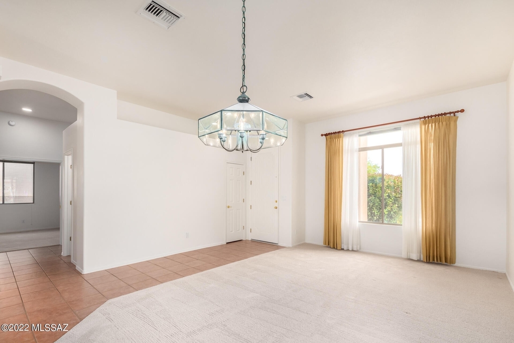 10898 N Sand Canyon Place - Photo 3