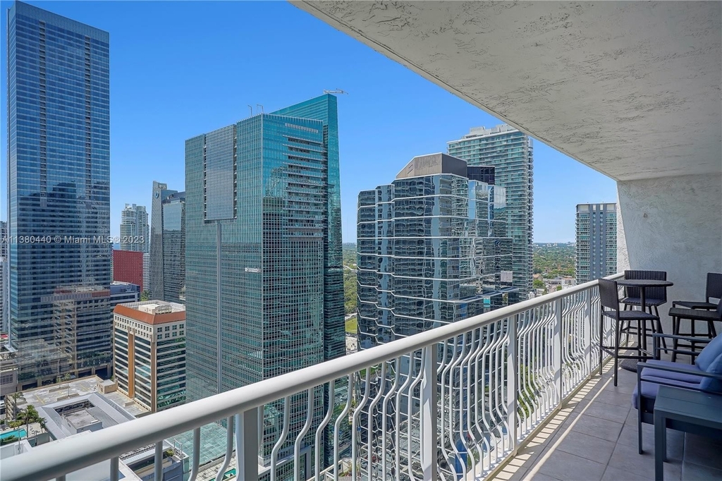 1200 Brickell Bay Dr - Photo 18