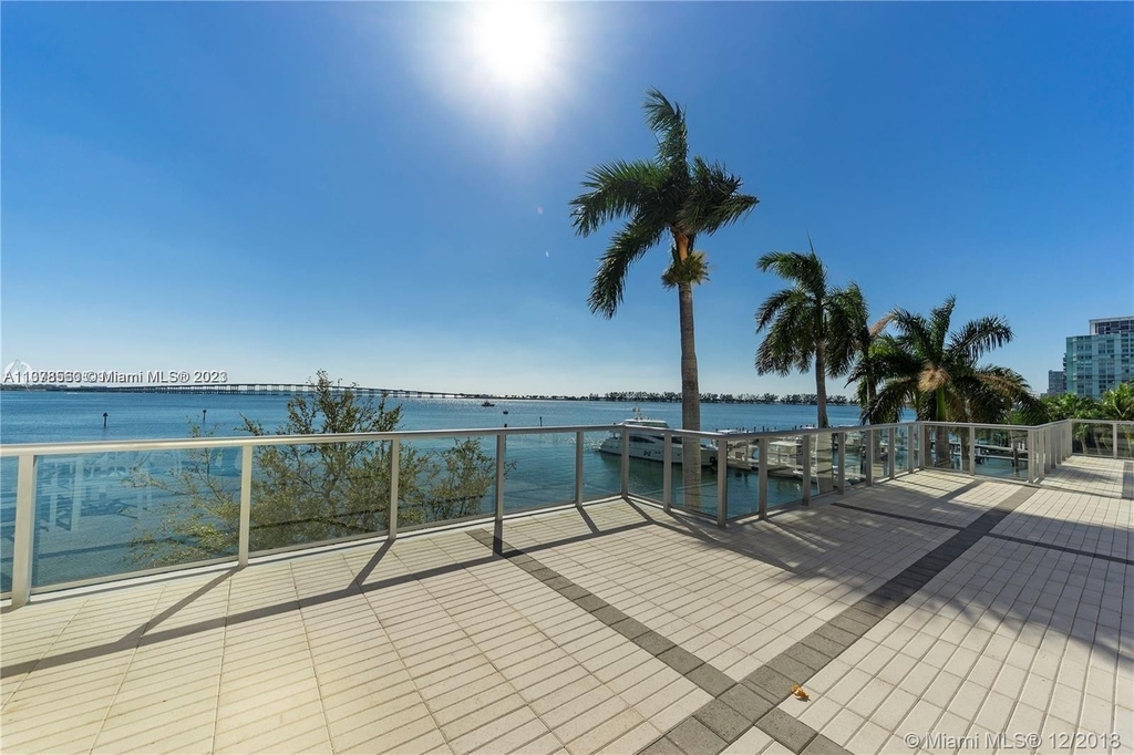 1541 Brickell Ave - Photo 16