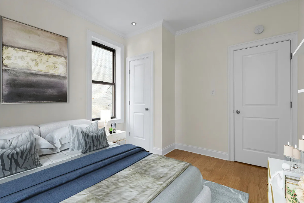 207 West 11th Street - Photo 2