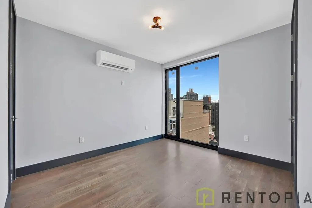 475 Grand Street - Photo 6