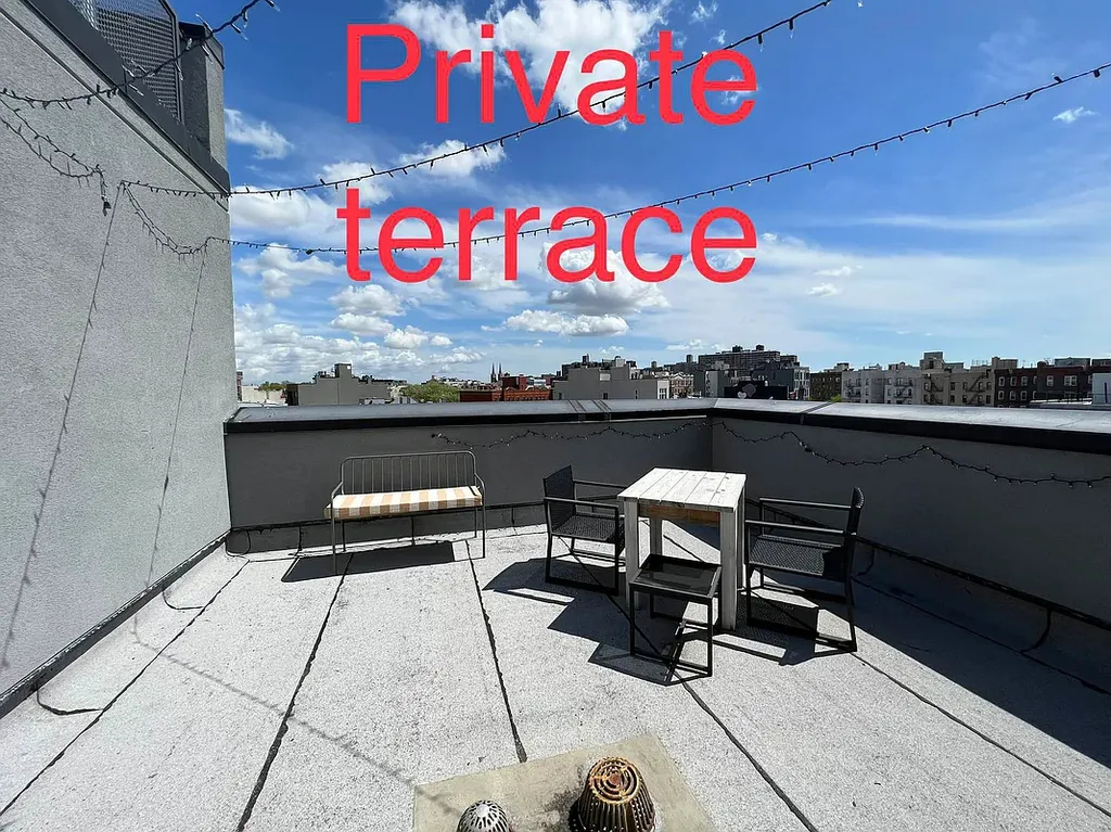 475 Grand Street - Photo 2
