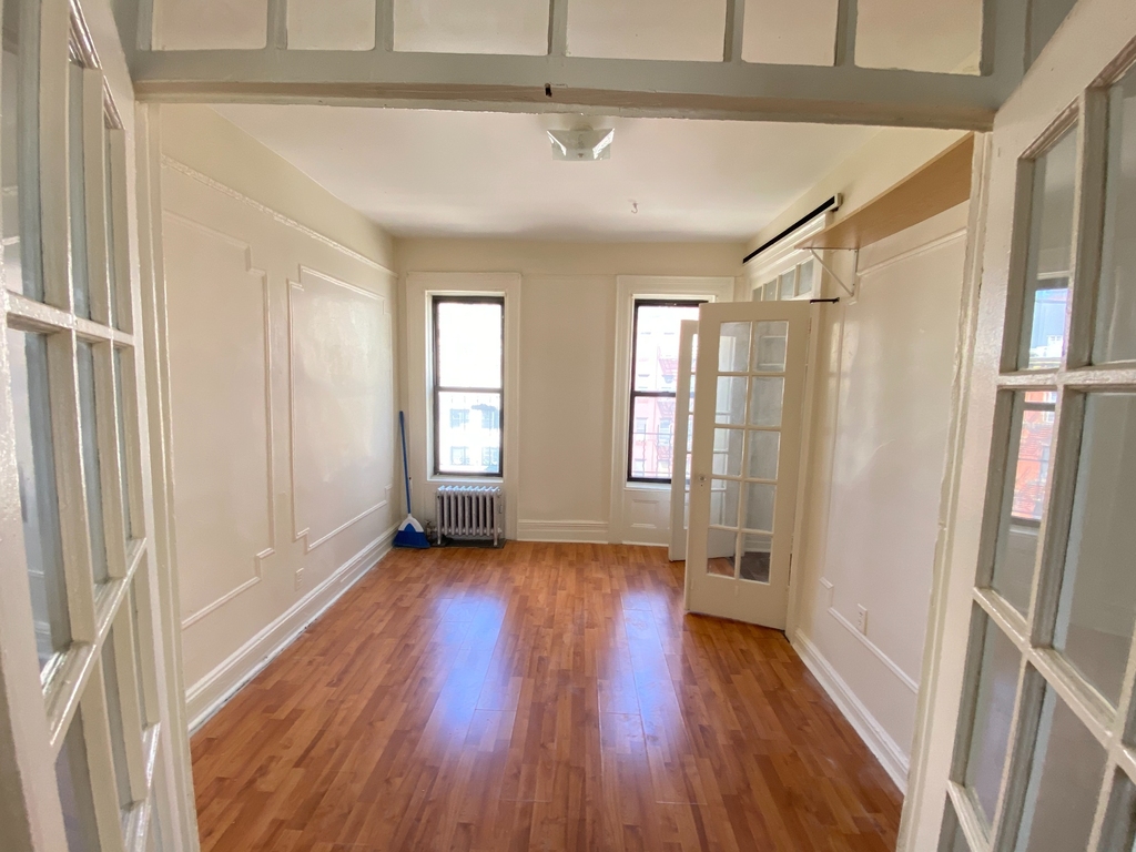 568 West 125th Street - Photo 2