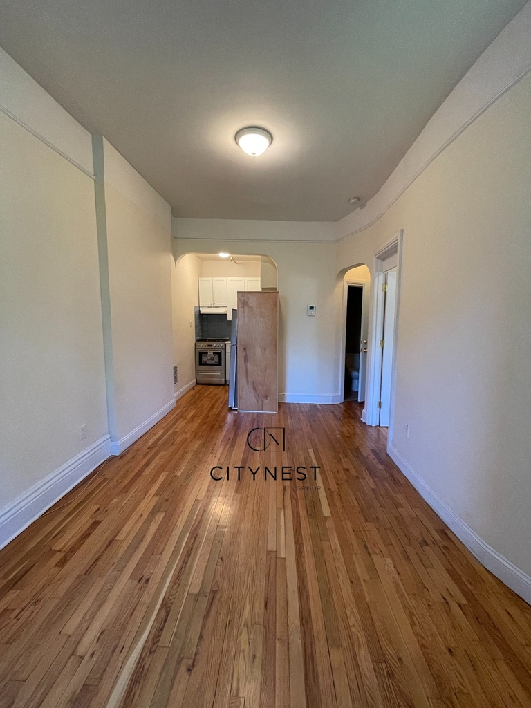 93 6th Avenue - Photo 1