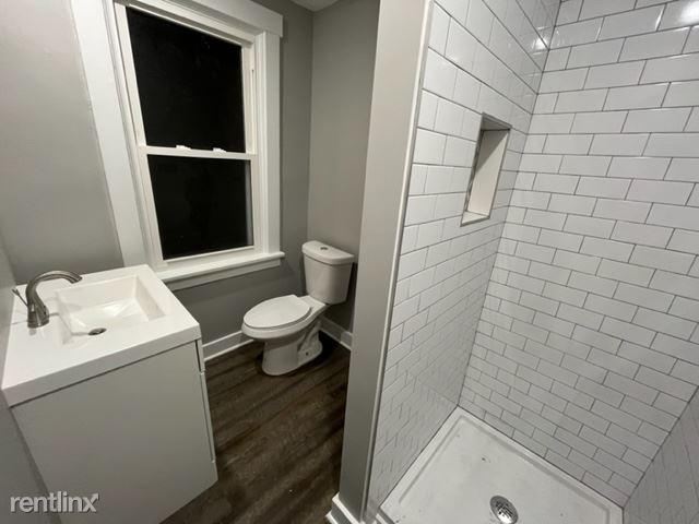 660 Forest Ave 1 - Photo 6
