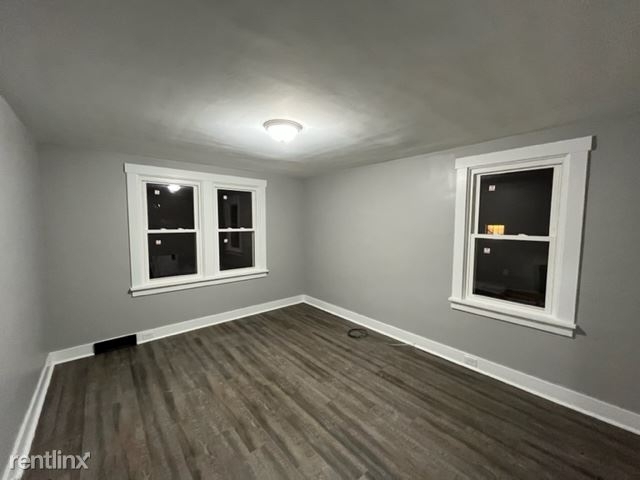 660 Forest Ave 1 - Photo 4