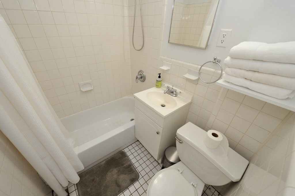 120 East 39th Street - Photo 13