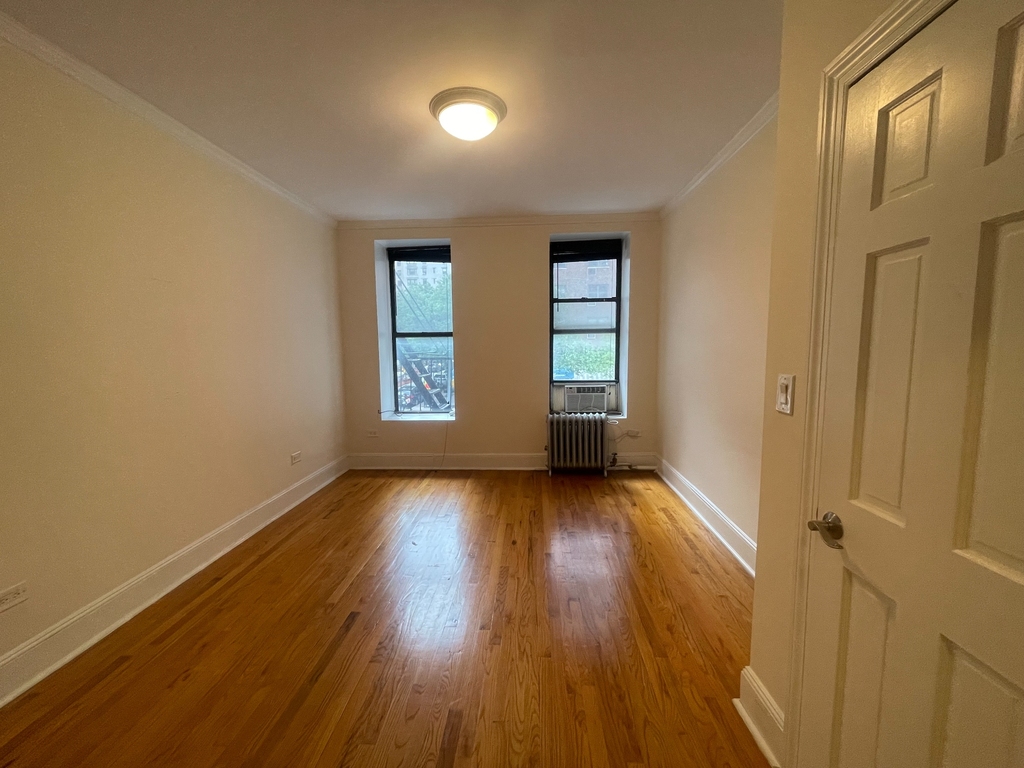 201 East 73rd Street - Photo 2