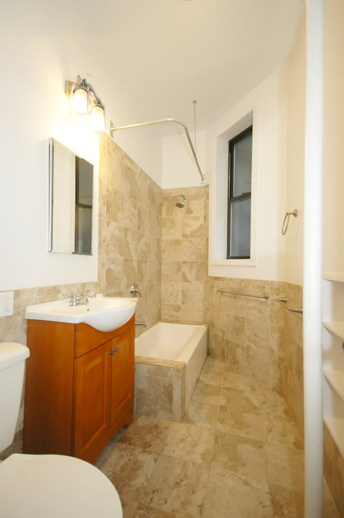 66 7th Avenue #1B - Photo 4