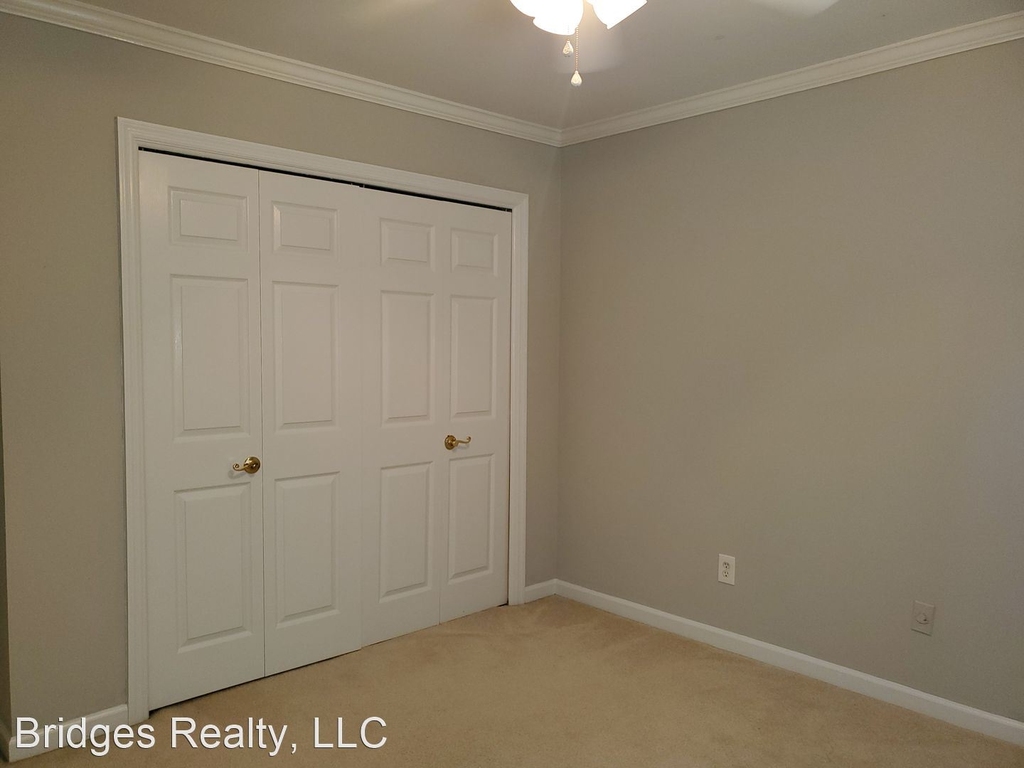 659 Crown Point Drive - Photo 13