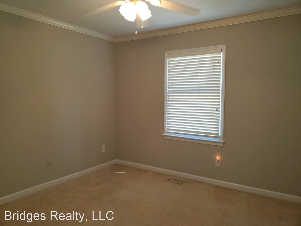 659 Crown Point Drive - Photo 16