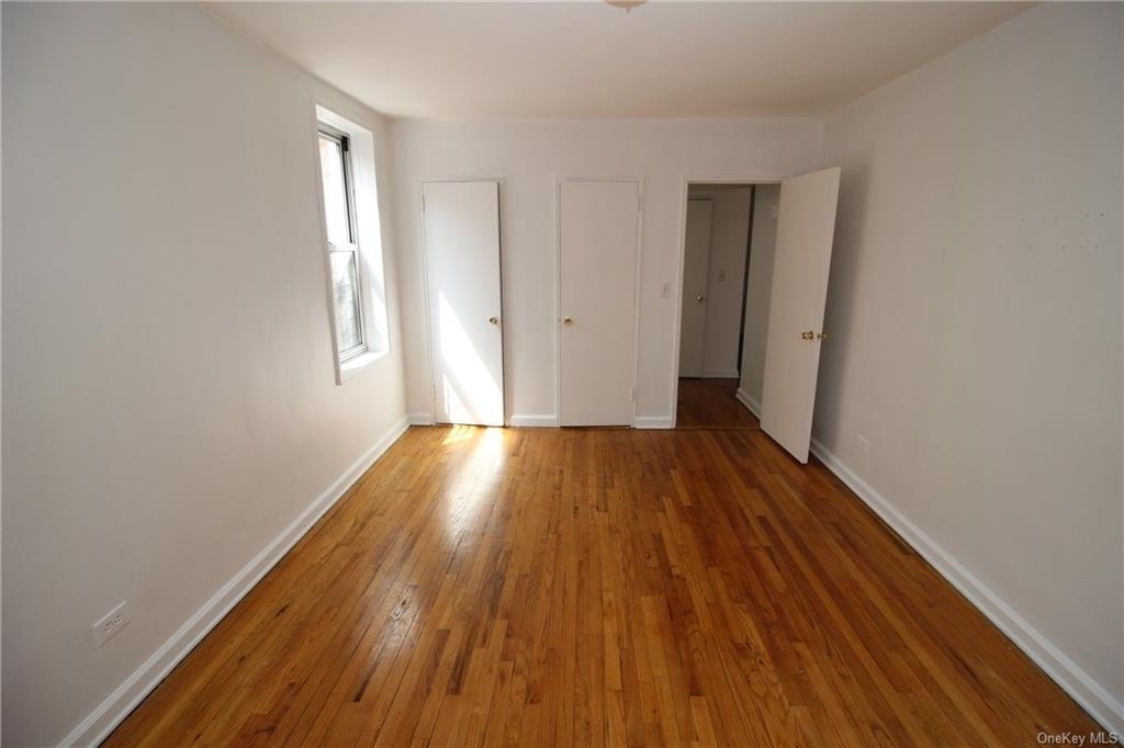 2102 Holland Avenue - Photo 11