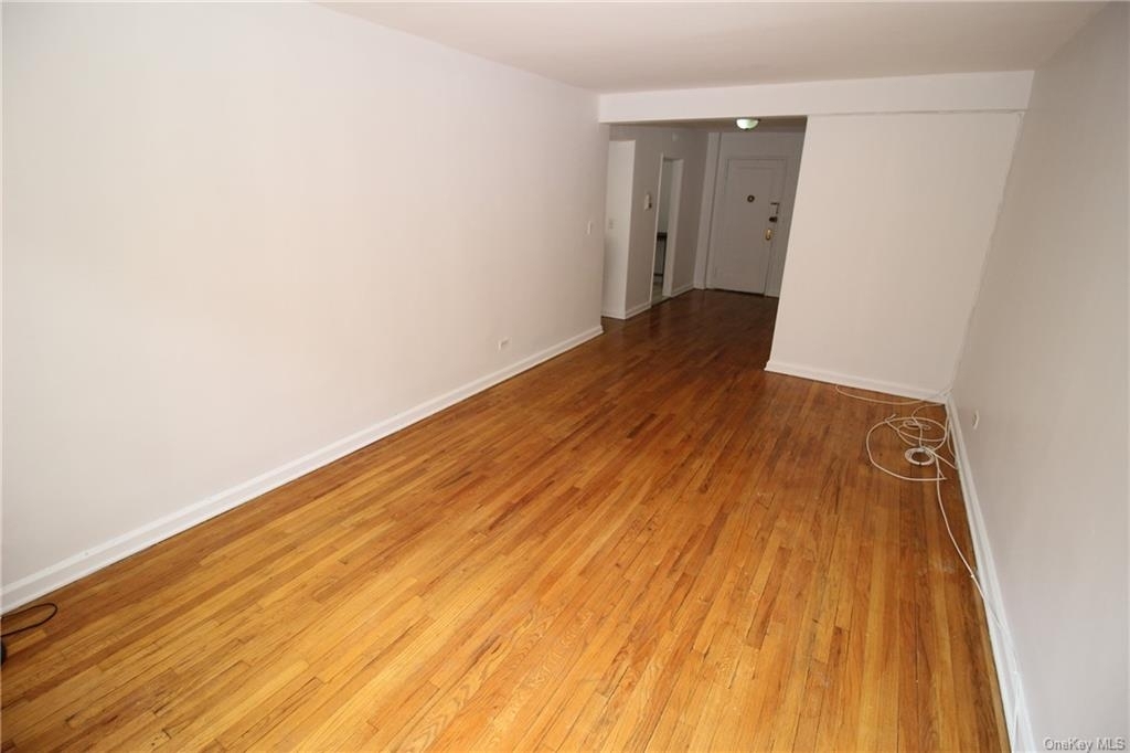 2102 Holland Avenue - Photo 4