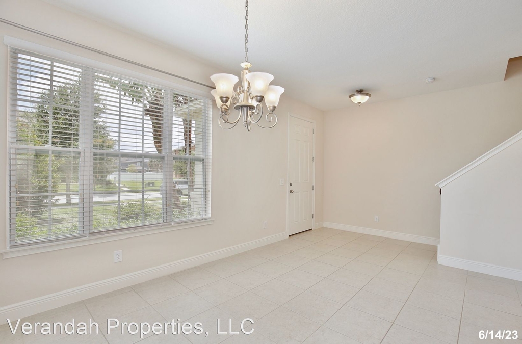 6555 Calamondin Dr - Photo 2