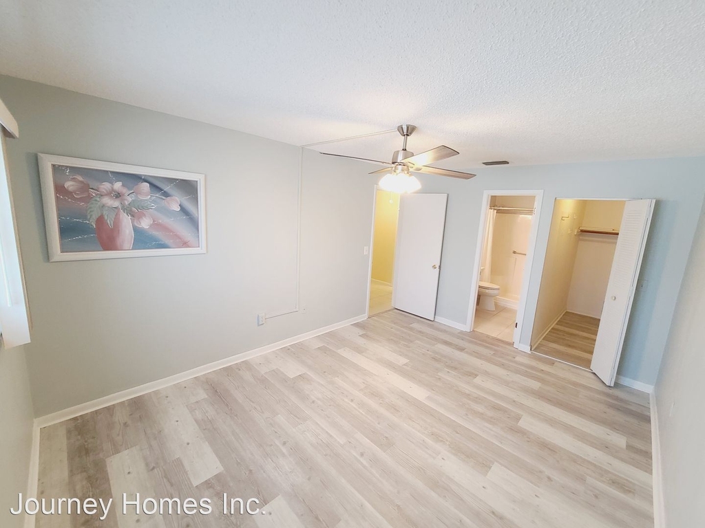 5521 80th Street North, Unit #311 - Photo 29