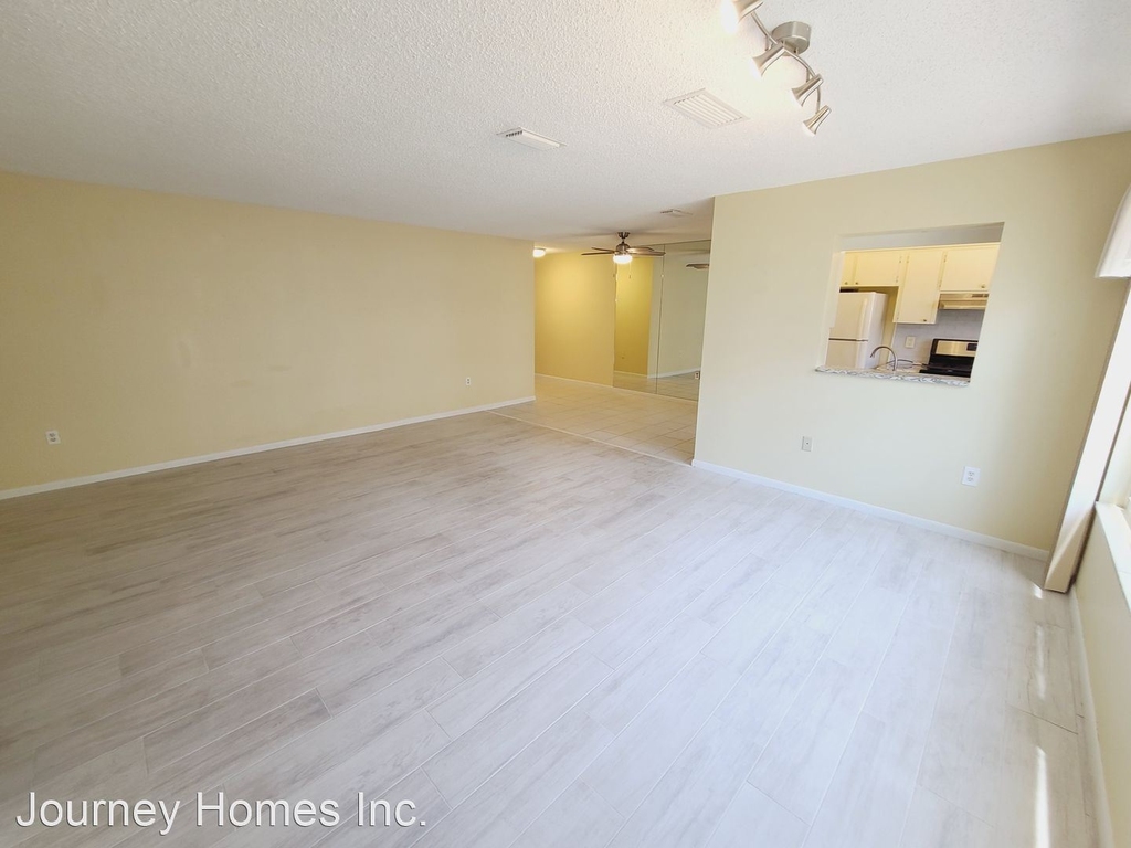 5521 80th Street North, Unit #311 - Photo 18