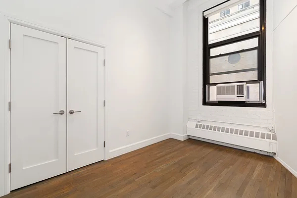 100 Greenwich Street - Photo 9