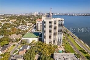 2413 Bayshore Boulevard - Photo 1