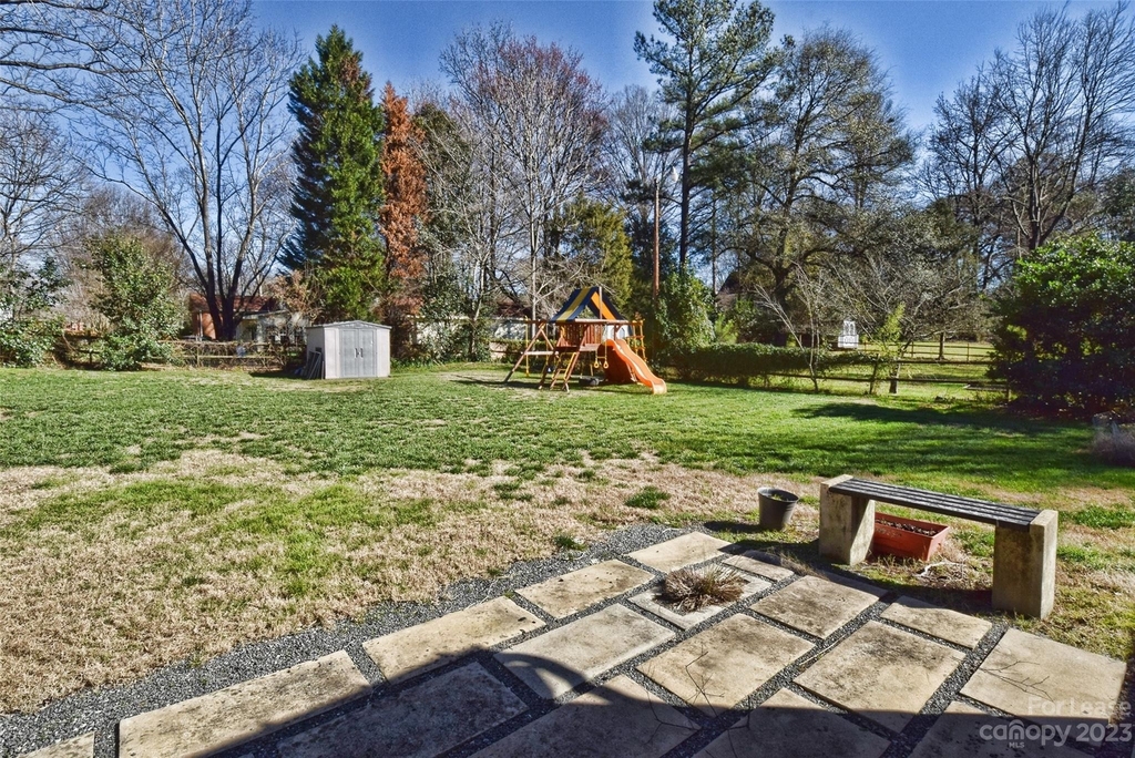 3111 Spring Valley Road - Photo 18