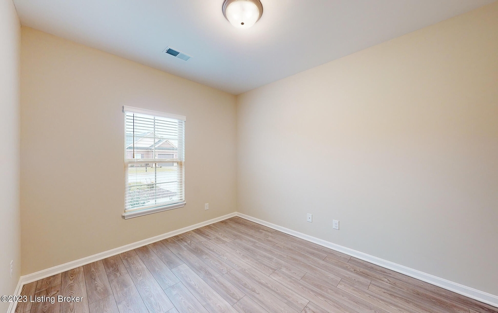 9504 Clubview Dr - Photo 10