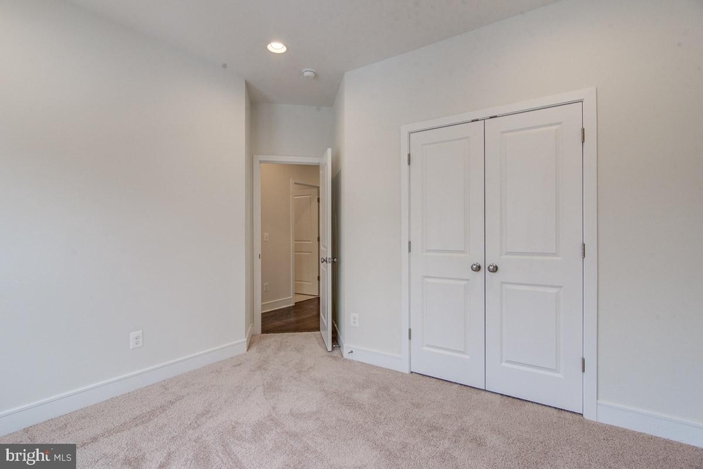 25429 Reed Orchard Terrace - Photo 34