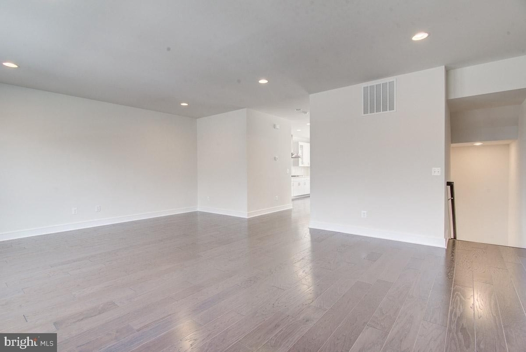 25429 Reed Orchard Terrace - Photo 12