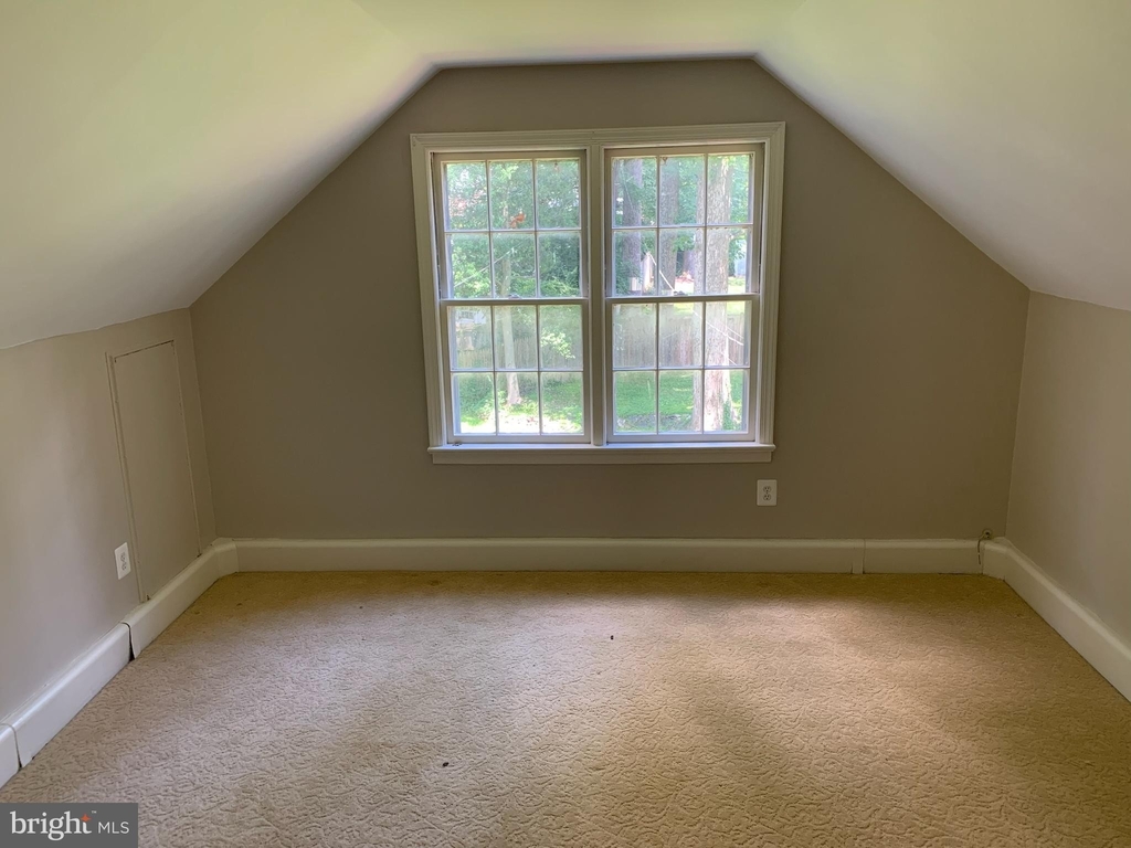 6936 Custis Parkway - Photo 18