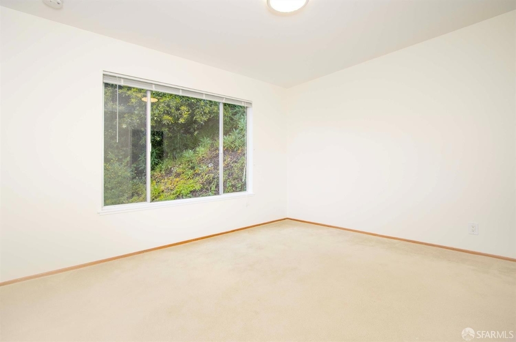 160 160 Devonshire Way - Photo 6